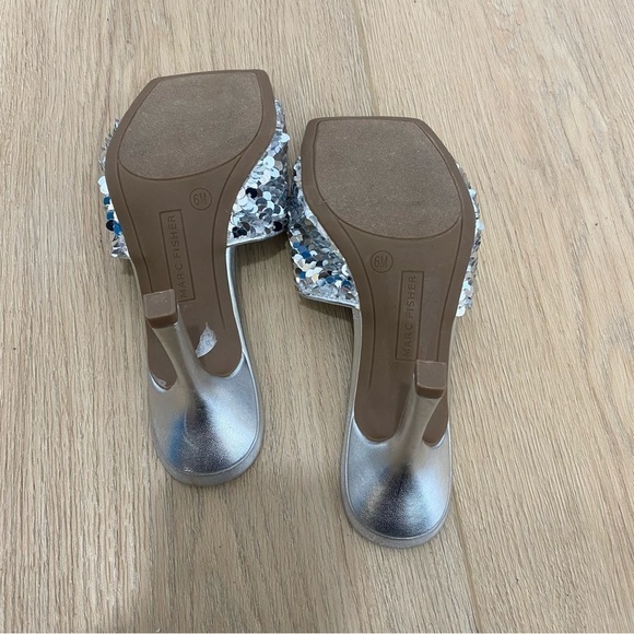 New MARC FISHER Danria Sequin Mule Sandals Silver 6 - Picture 5 of 6